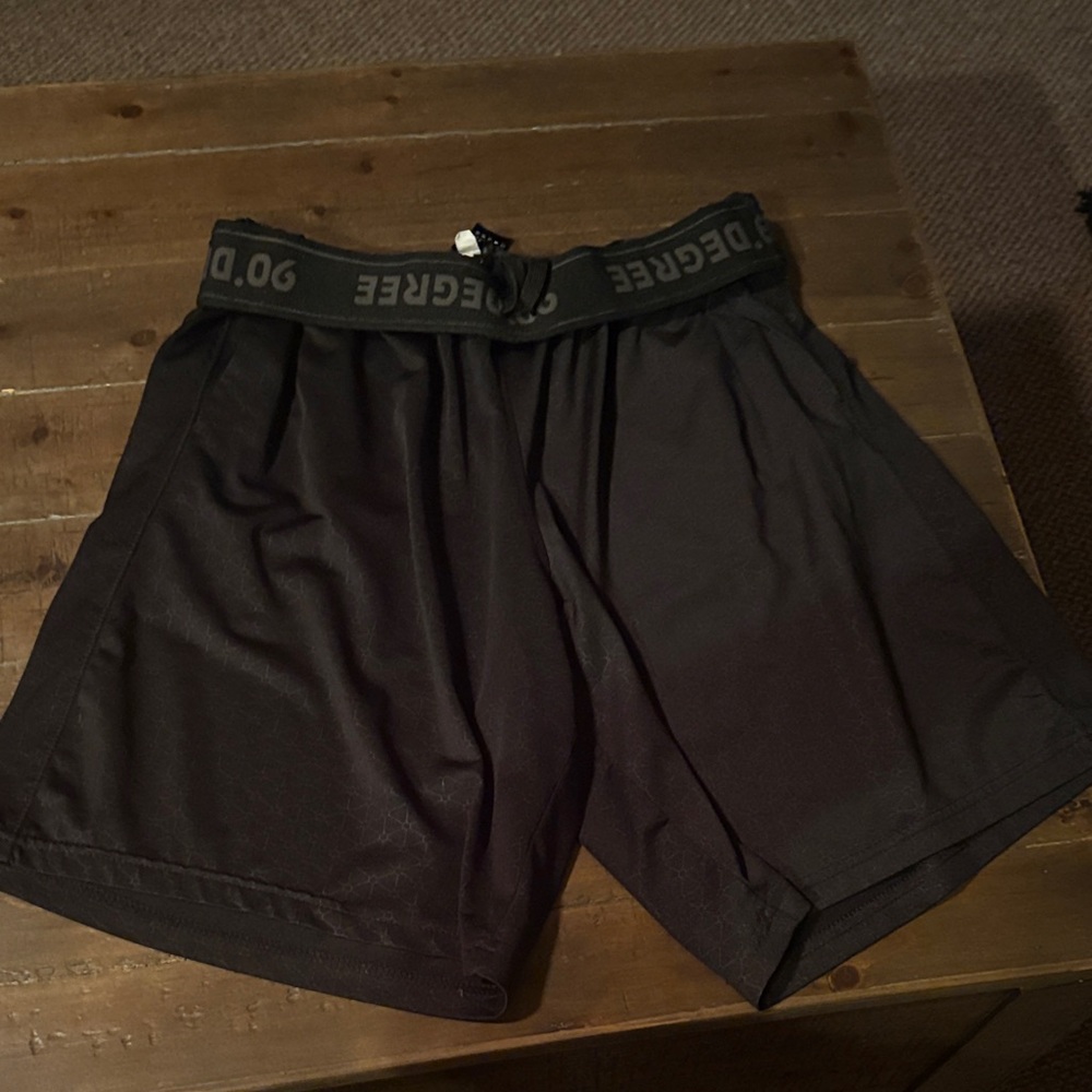 90 Degree By Reflex Men's Black Athletic Shorts